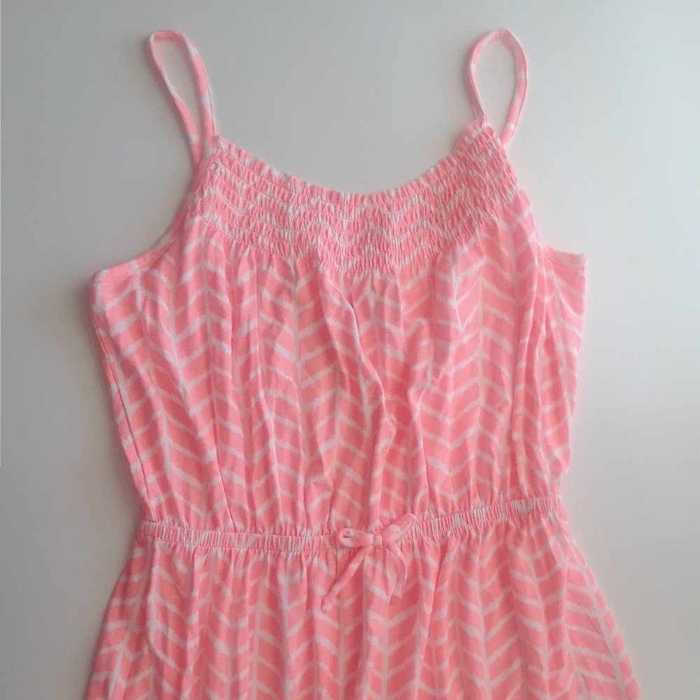 Never worn. Peach Chevron maxi dress.